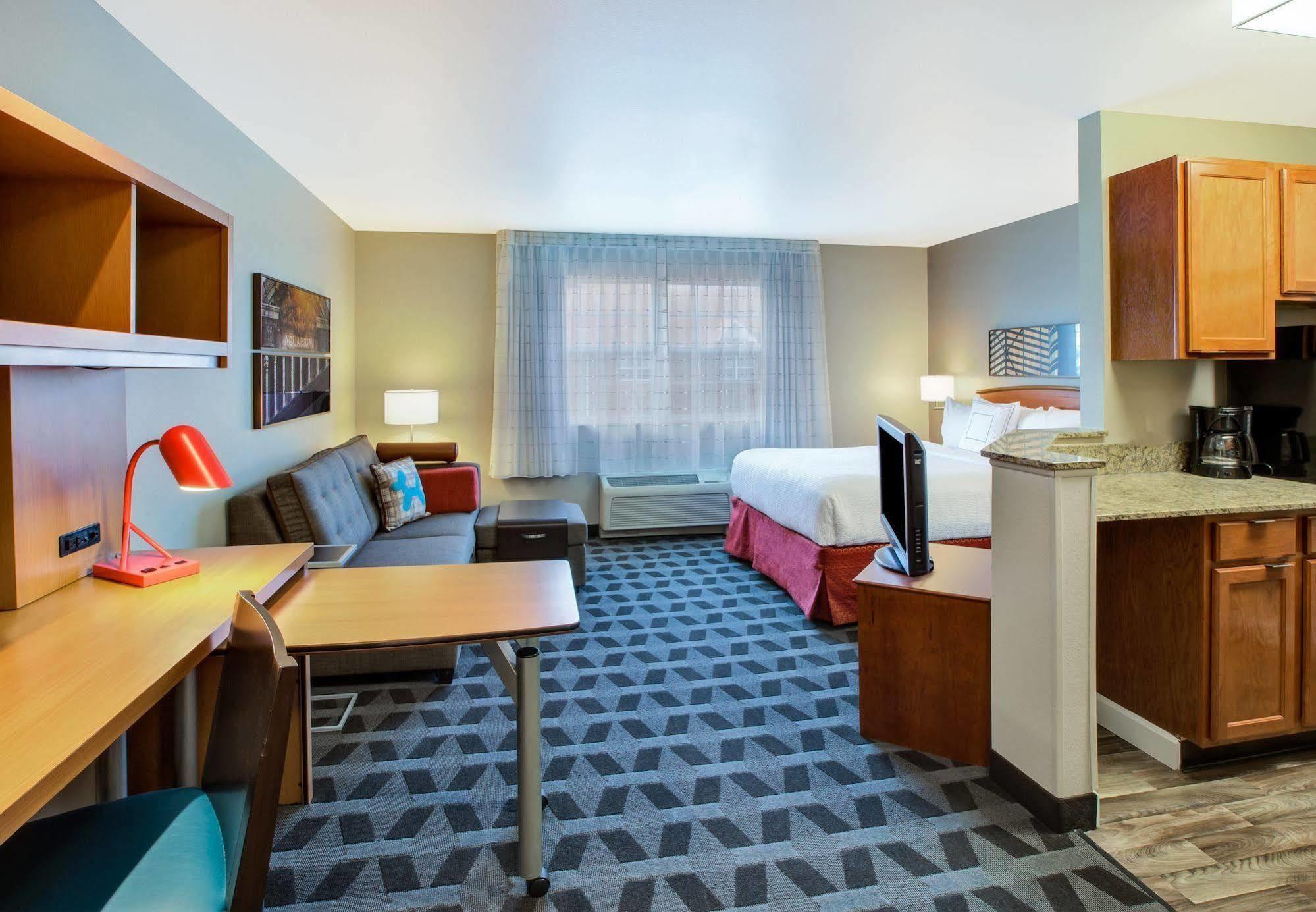 Towneplace Suites Detroit Sterling Heights Bagian luar foto